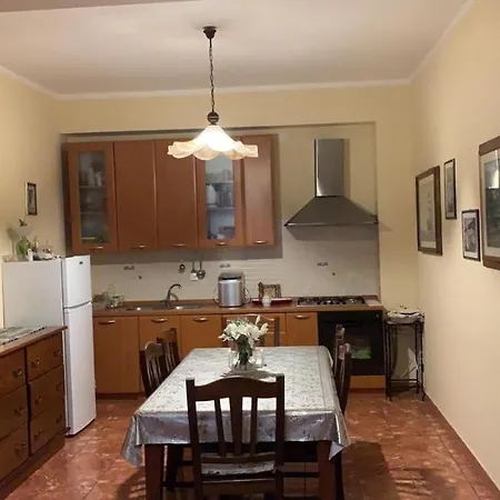 Casa Nel Centro Del Paese Vicinissima Al Mare *