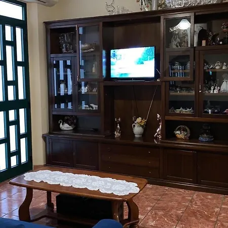 Casa Nel Centro Del Paese Vicinissima Al Mare Дом отдыха Роччелла-Ионика