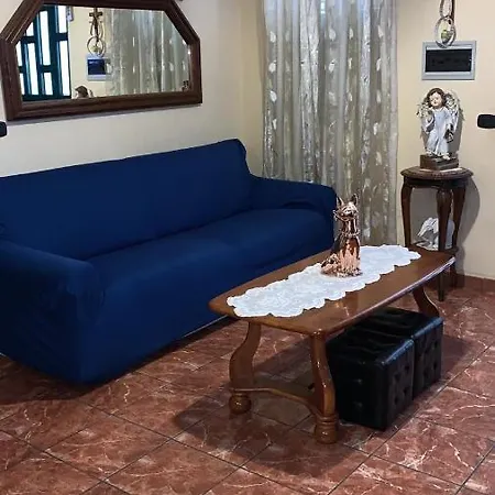 Дом отдыха Casa Nel Centro Del Paese Vicinissima Al Mare Роччелла-Ионика